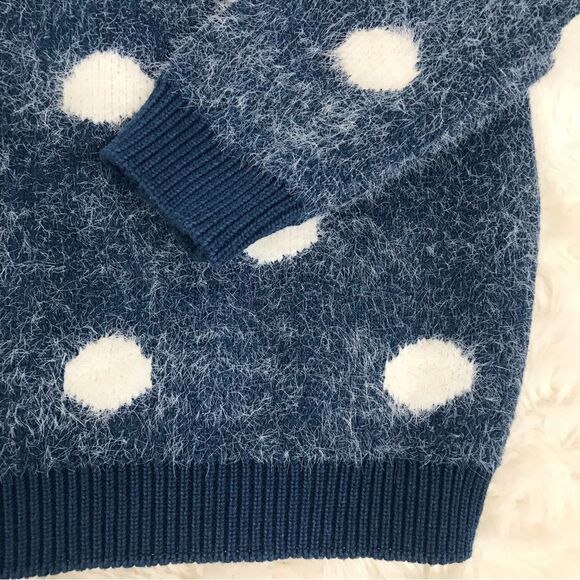 R+J Couture Navy White Polka Sot Fuzzy Sweater Pullover‎ Crewneck Size Medium - Picture 5 of 9